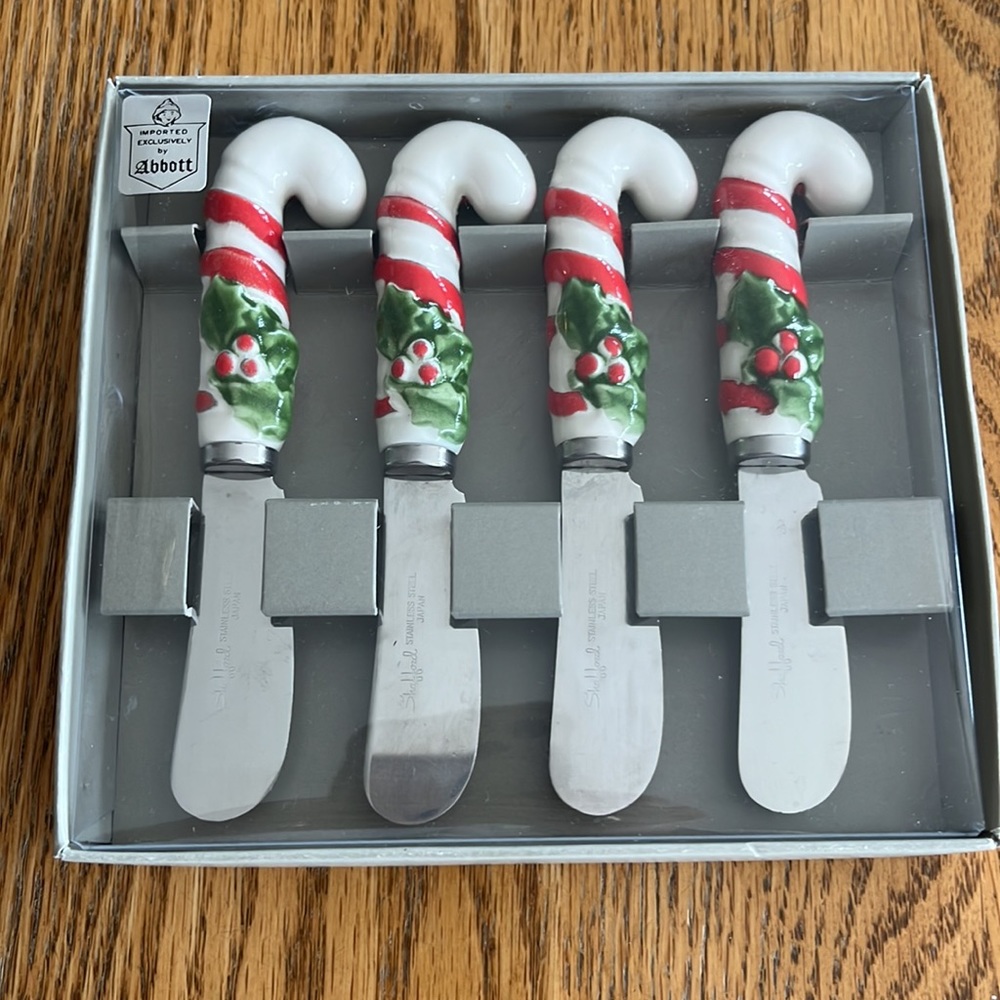 Vintage Shafford Spreaders 4 with Ceramic Candy Cane Handles